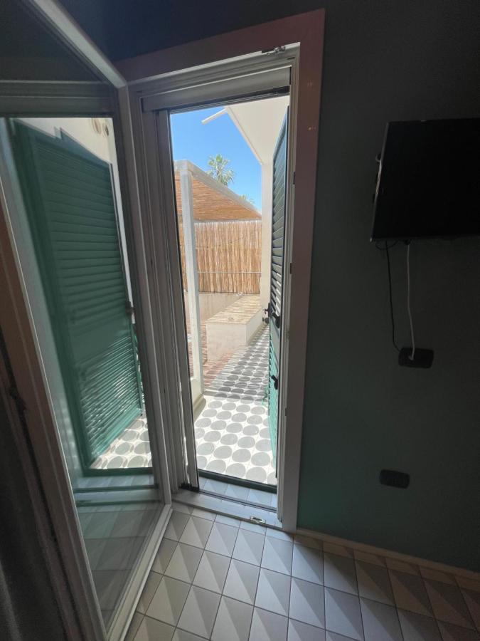 Dusme Taranto Exterior foto