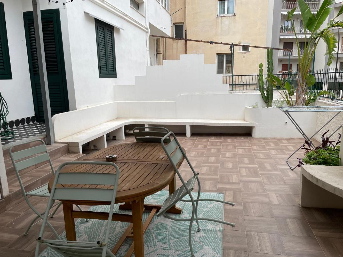 Dusme Taranto Exterior foto